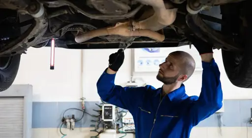 10-Anzeichen-fuer-einen-defekten-Auspuff 10-Anzeichen-fuer-einen-defekten-Auspuff